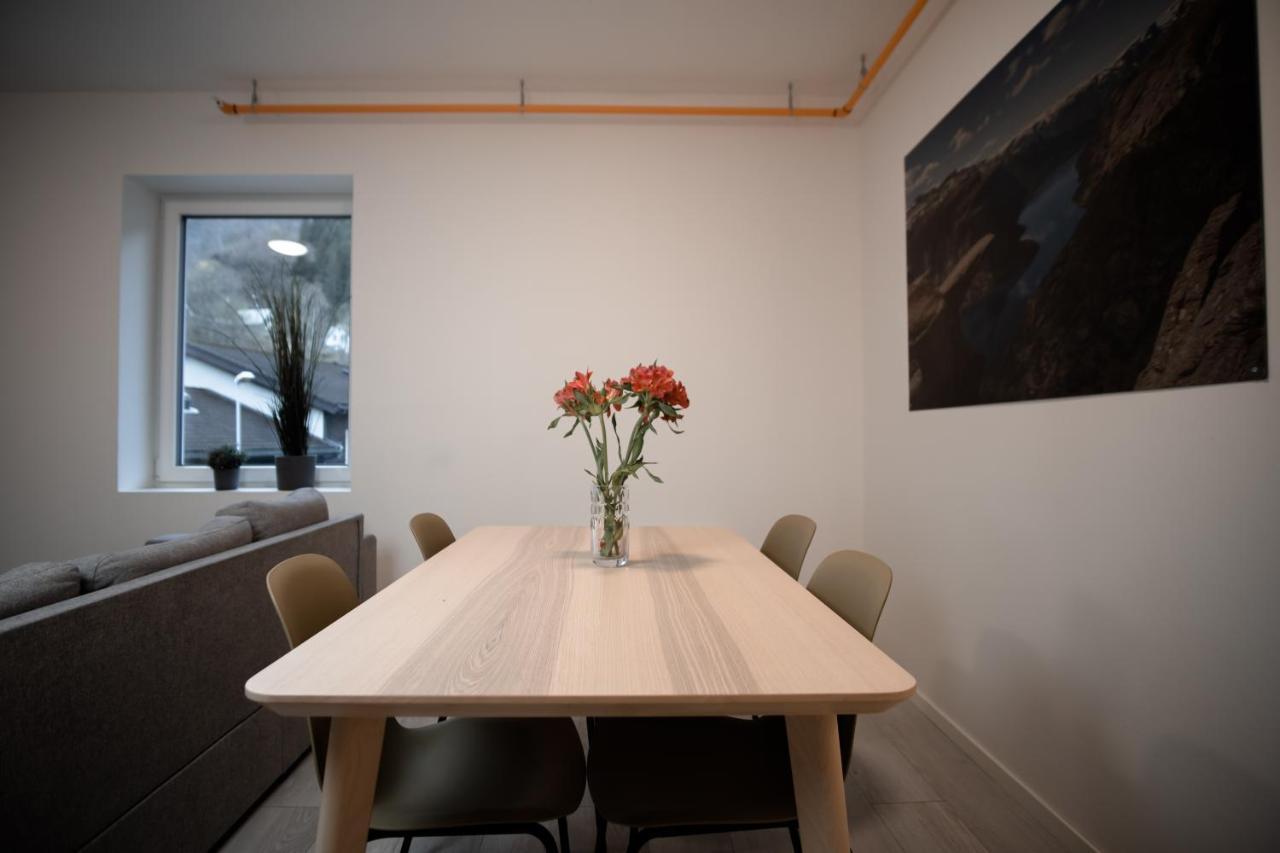 Trolltunga Odda Apartments Extérieur photo